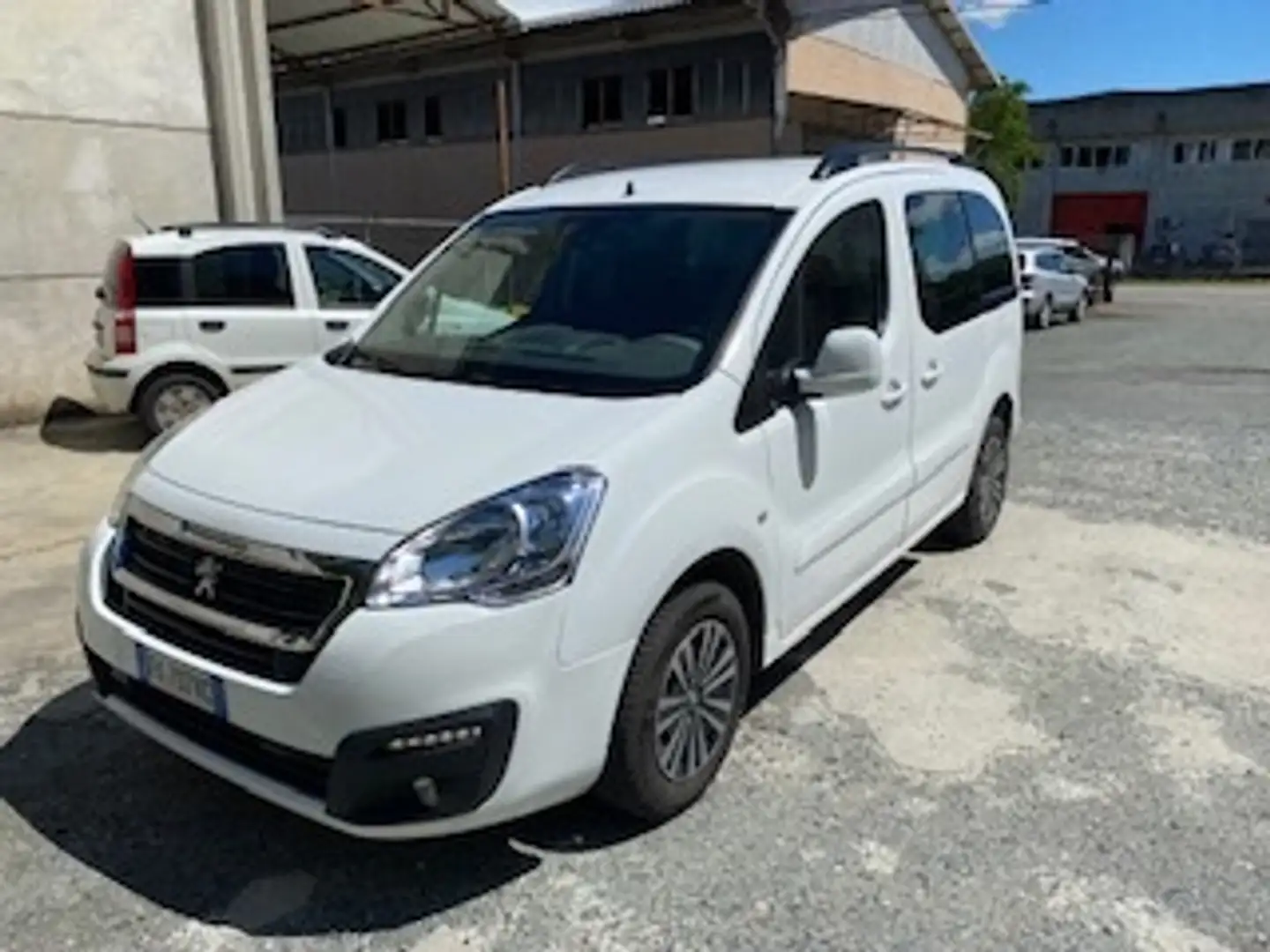 Peugeot Partner Tepee 1.6 bluehdi Access 75cv Bianco - 1