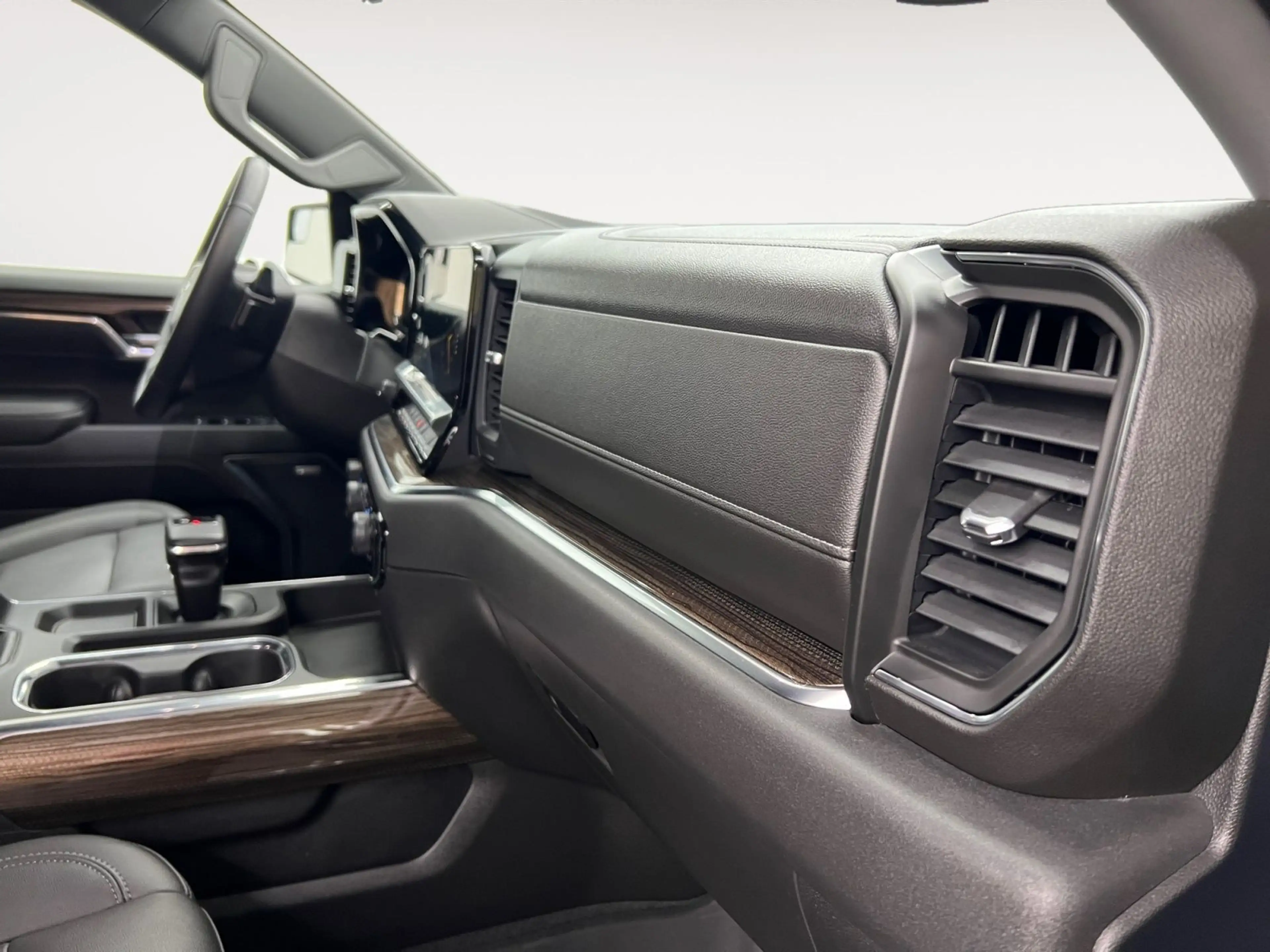 Chevrolet Silverado RST Duramax 1500 Crew Cab *Z71* — photo 15