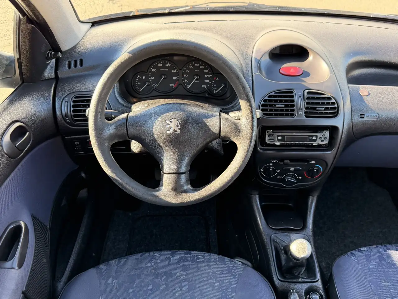 Peugeot 206 1.4 XR, APK TOT 30-09-2027, STUURBEKRACHTIGING, EL, foto 5