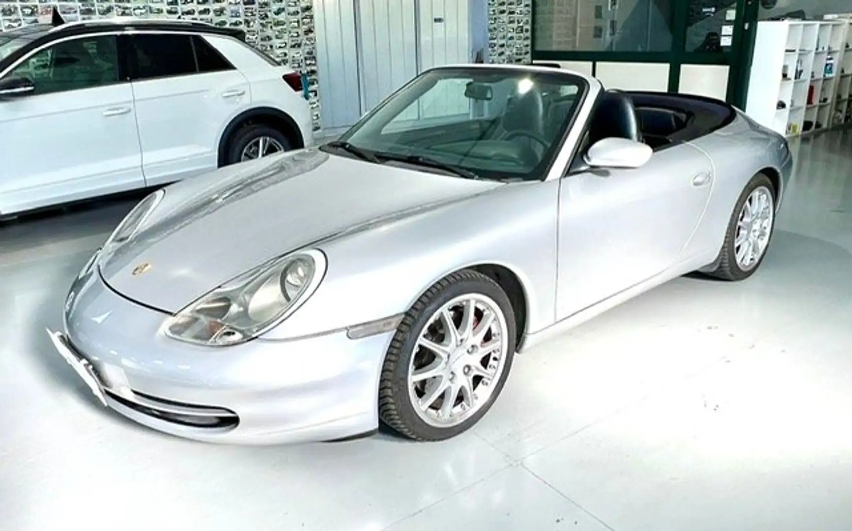 Porsche 911 911 Cabrio 3.4 Carrera 4 Grigio - 1