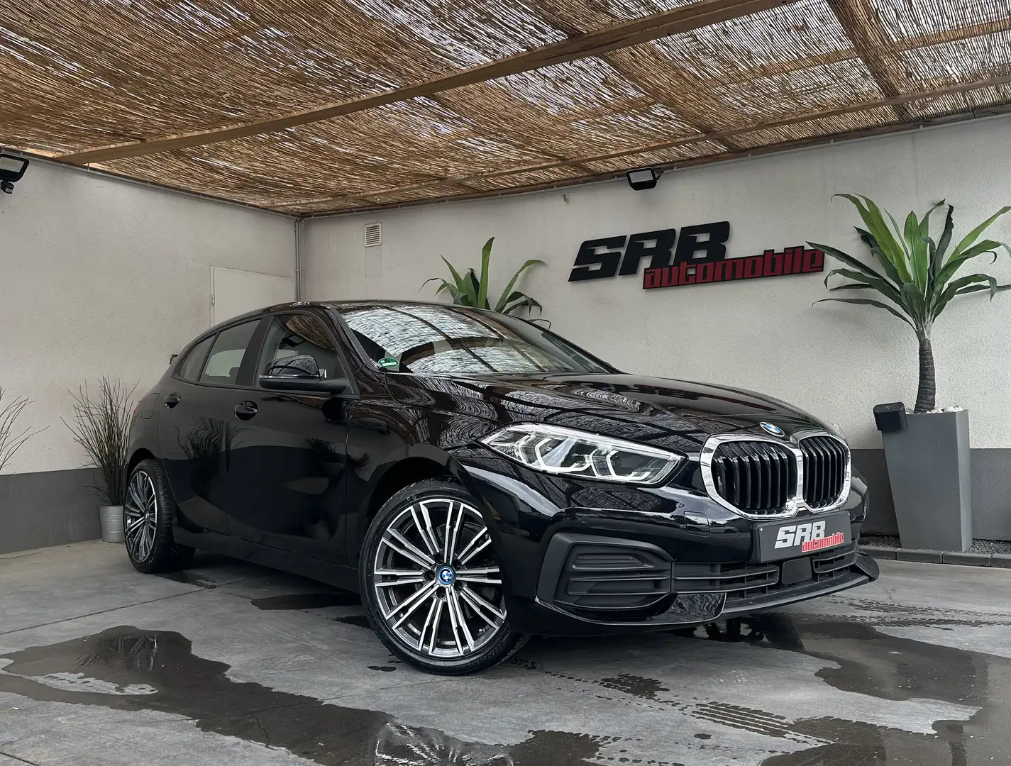 BMW 118 BMW 118iA Look M - 1