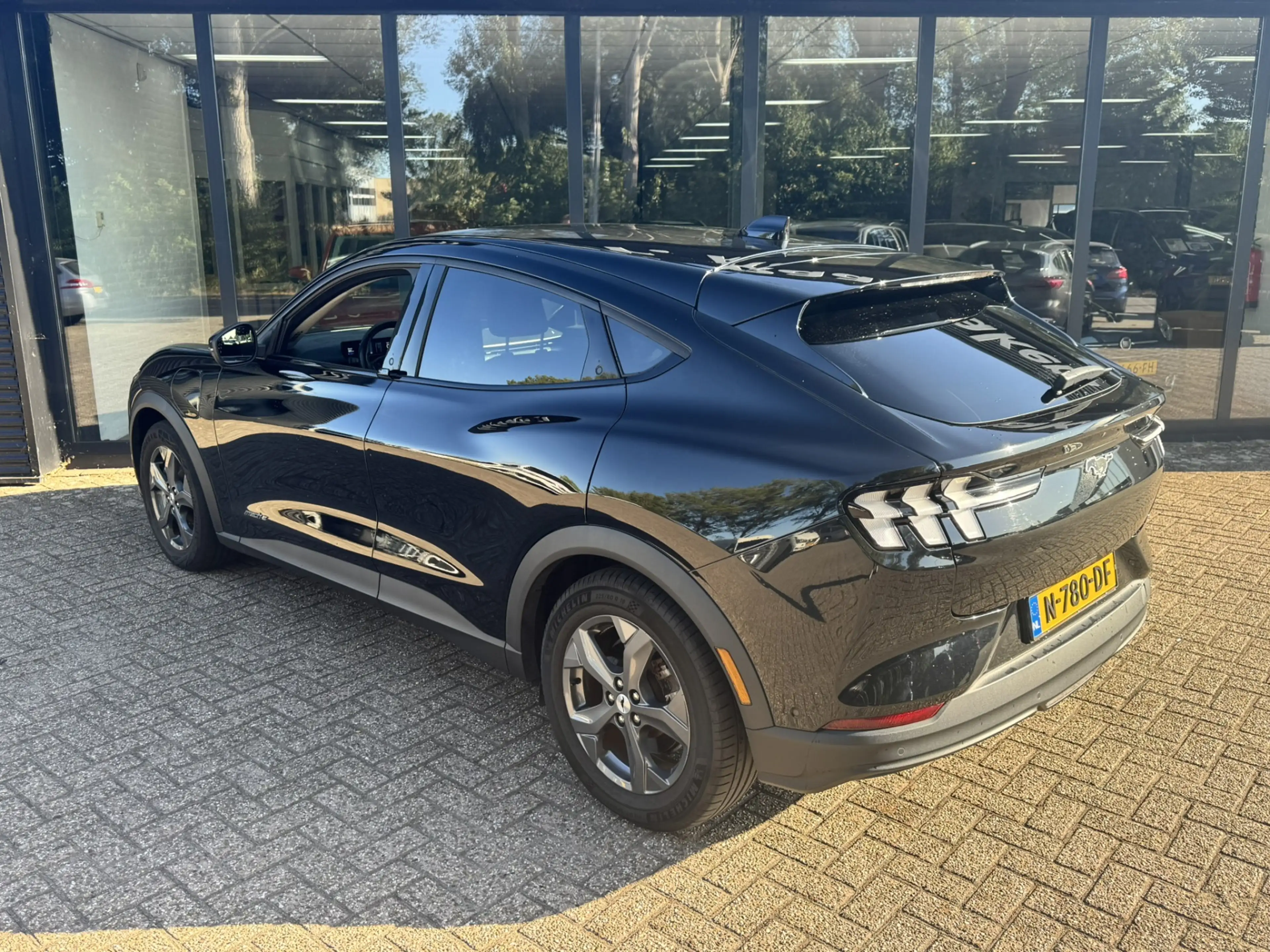 Ford Mustang Mach-E RWD 75 kWh*Leder*Navigatie*360 Camera*93SOH* — photo 9