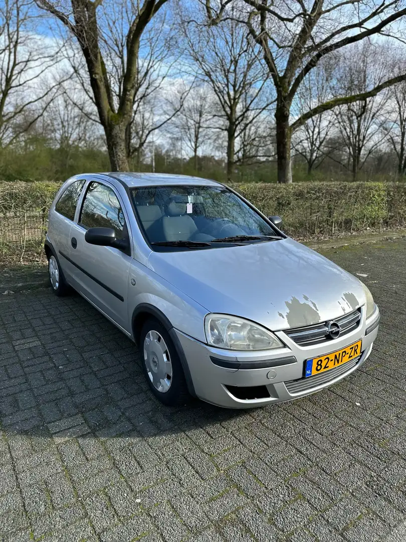 Opel Corsa 1.0-12V Essentia Grijs - 2