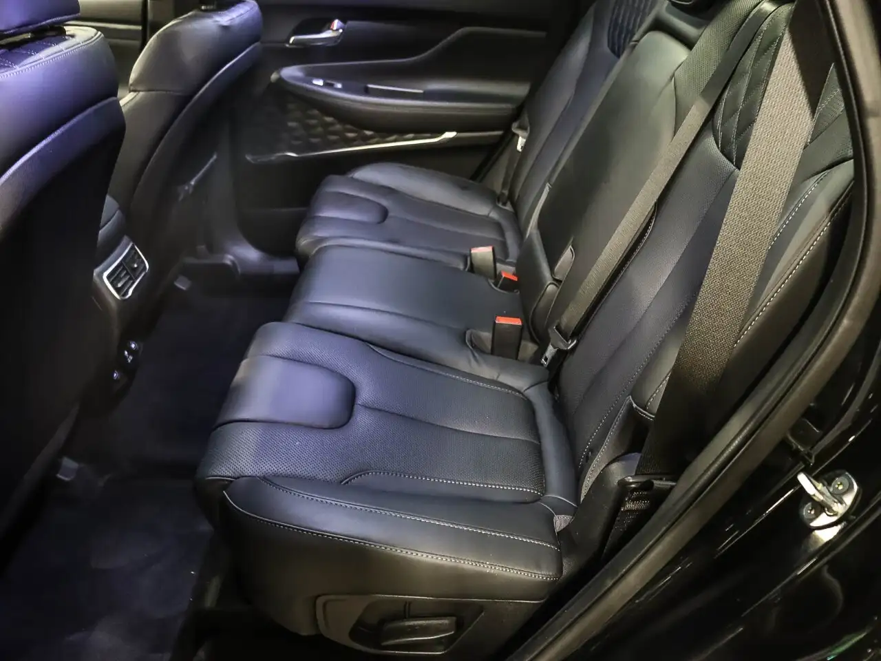 Hyundai SANTA FE снимка Hyundai SANTA FE