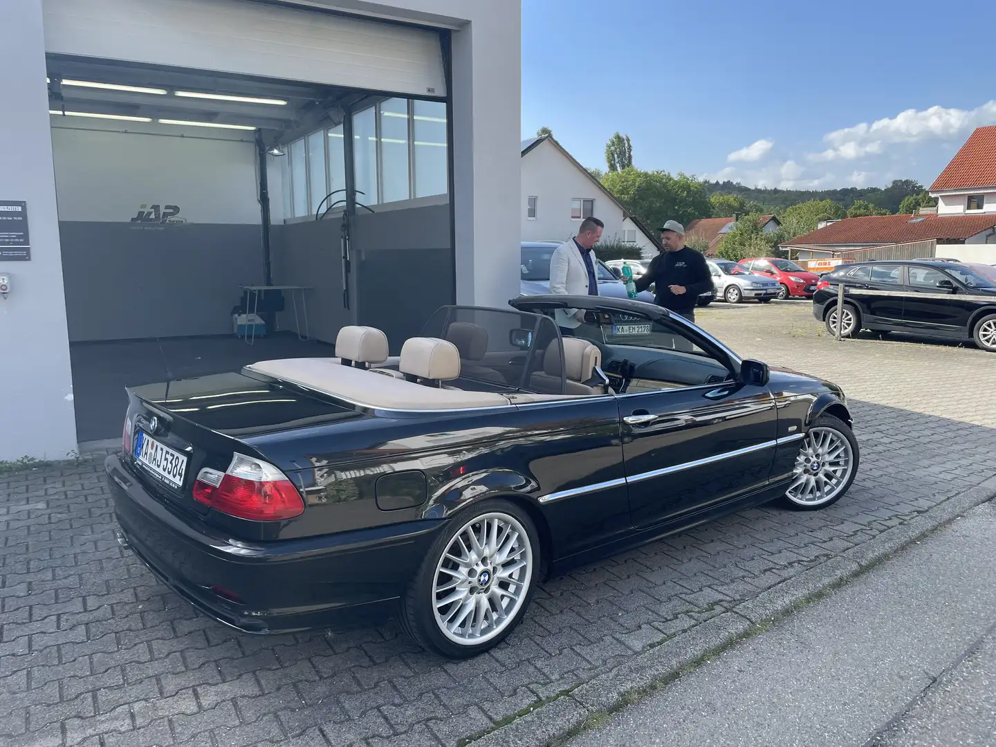 BMW 320 Ci TÜV NEU. MIT HARDTOP - 2