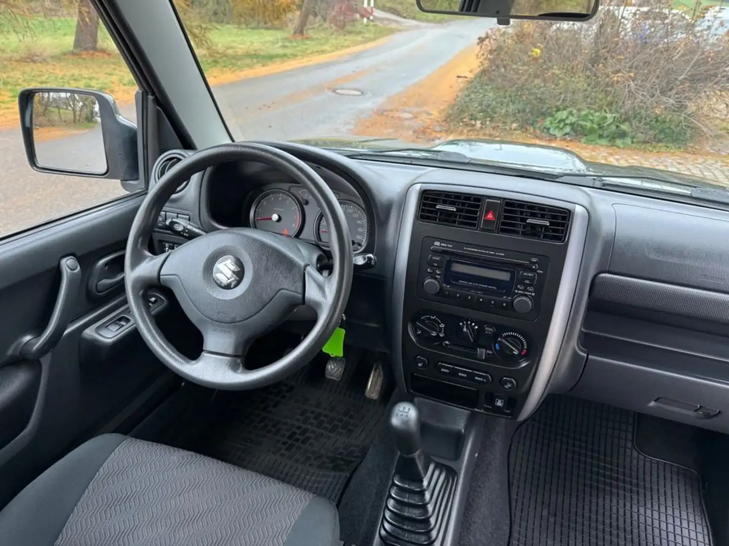 Suzuki Jimny 1.3 4WD Comfort Ranger Green - 2