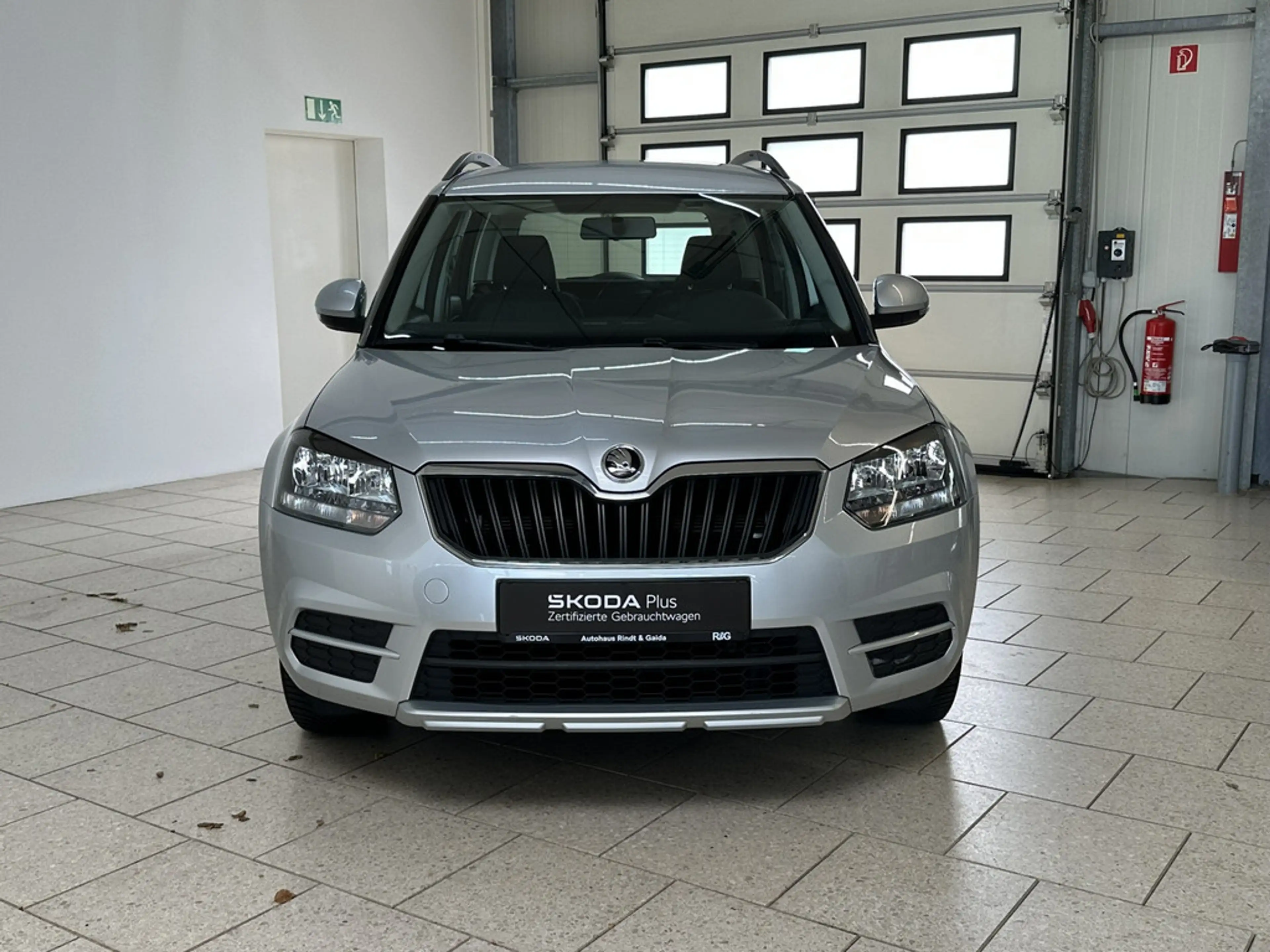 Skoda Yeti 1.4 TSI Active KLIMA PDC — photo 3