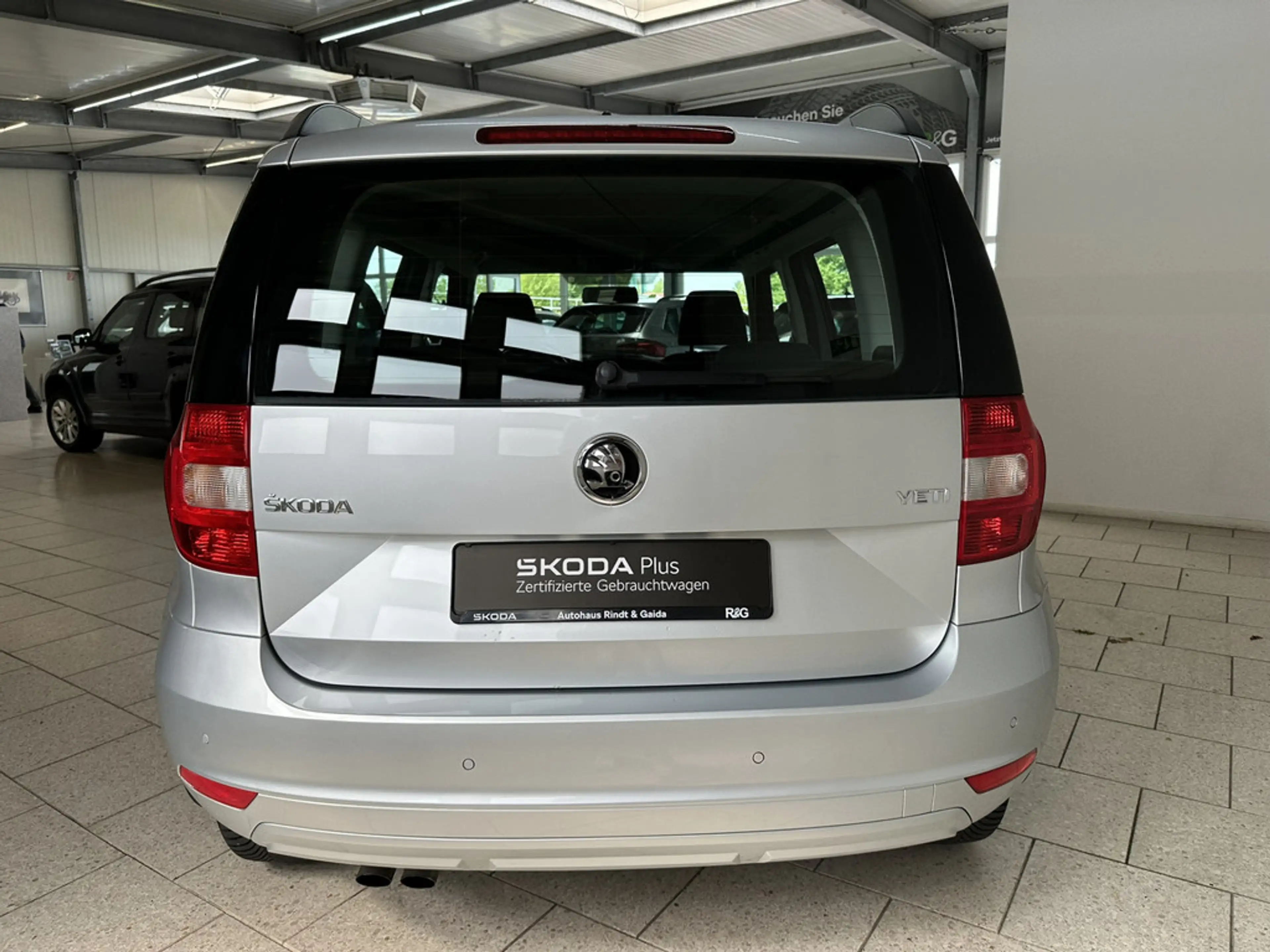 Skoda Yeti 1.4 TSI Active KLIMA PDC — photo 6