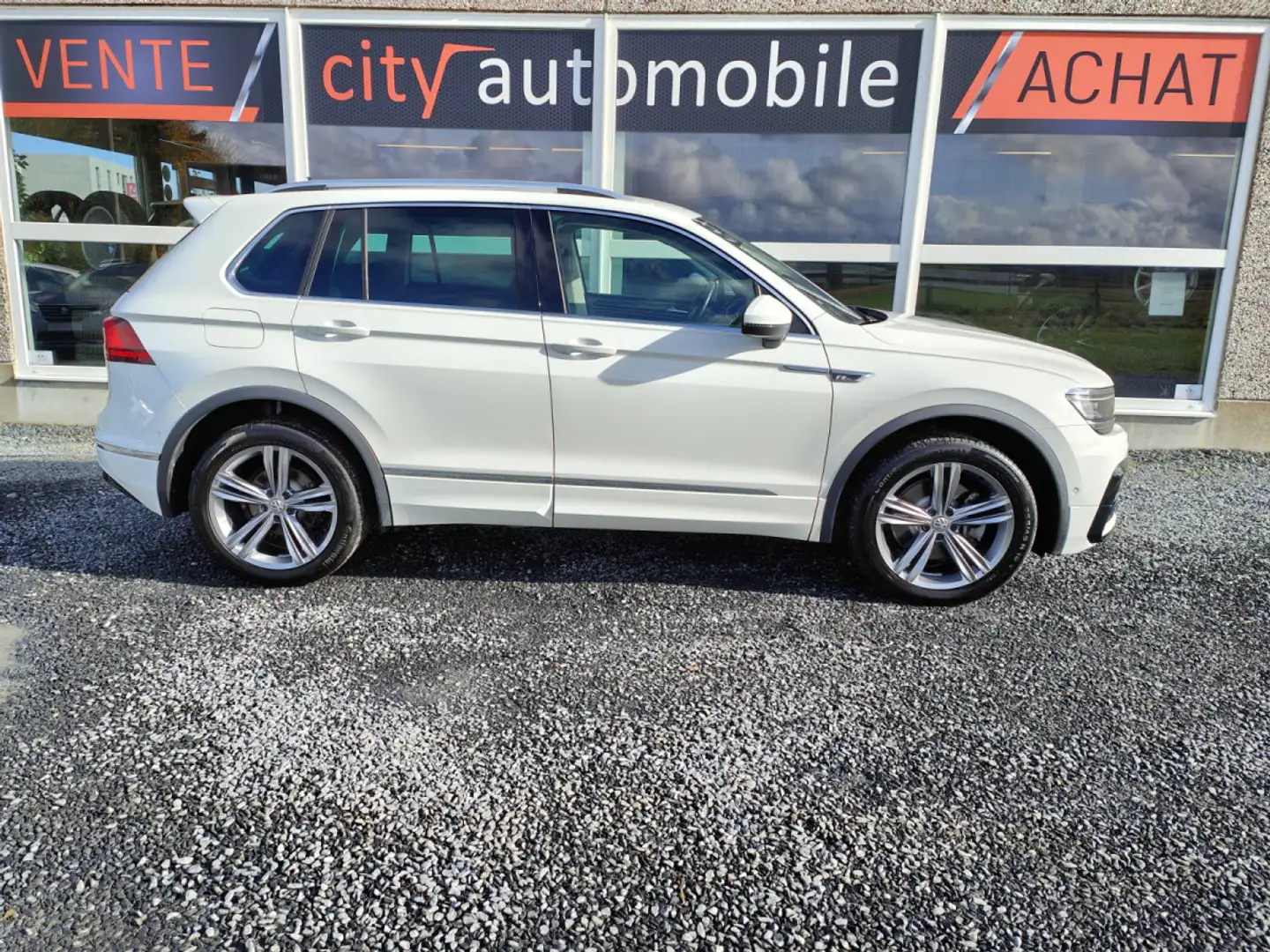 Volkswagen Tiguan 2.0 TDI DSG 4MOTION CARPLAY GPS LED Blanc - 2