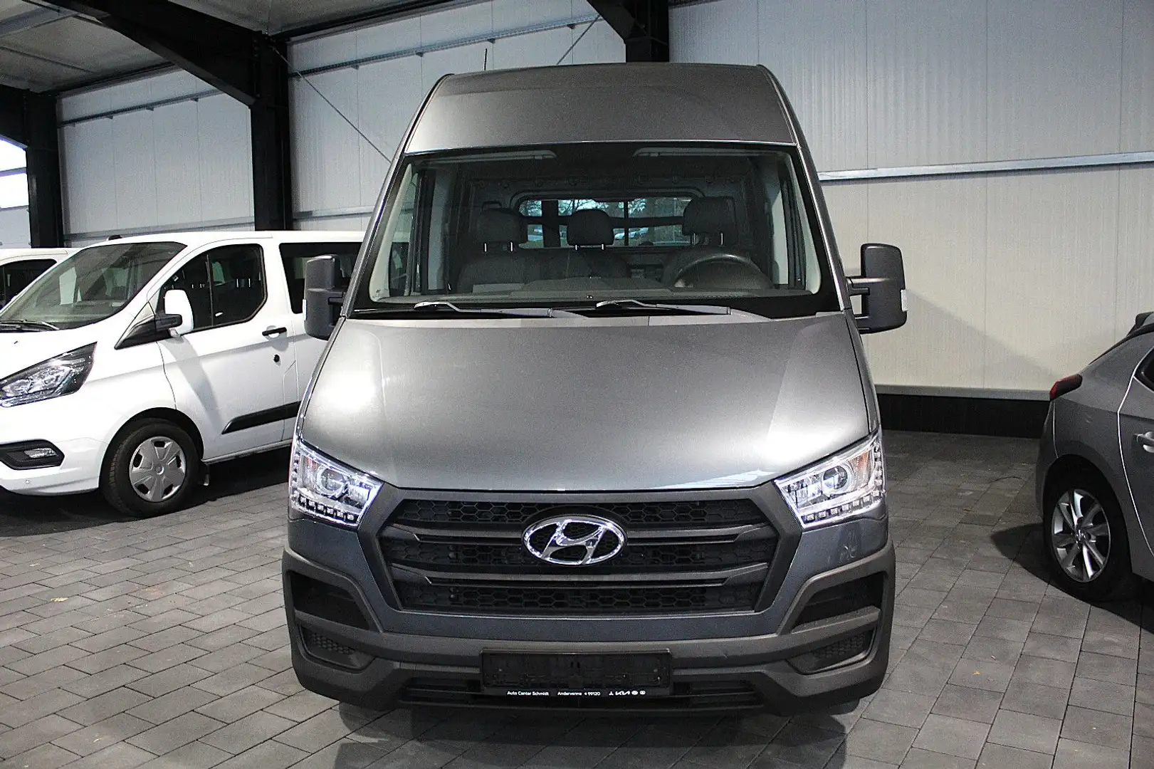Hyundai H 350 Kasten / 170PS / AHK / Navi Grau - 2