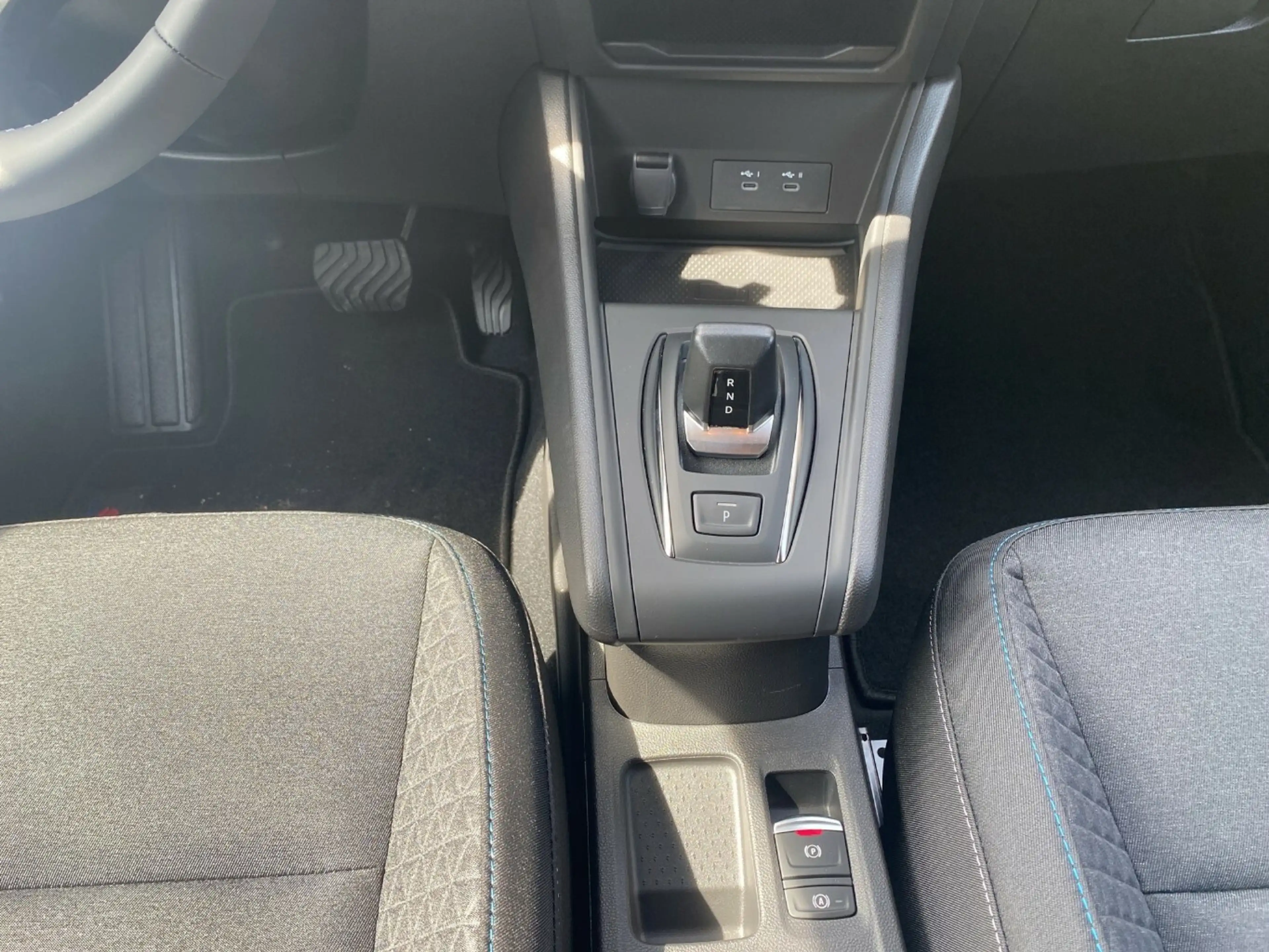 Mitsubishi Grandis Diamant Plus 1,3 l Turbo-Benziner 7DCT — photo 12