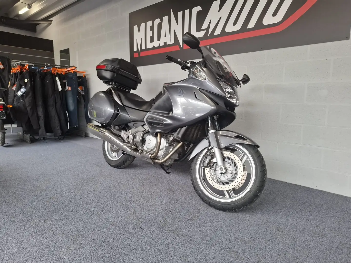 Honda Deauville NT 700 2007 PETIT PRIX GARANTI Grijs - 2