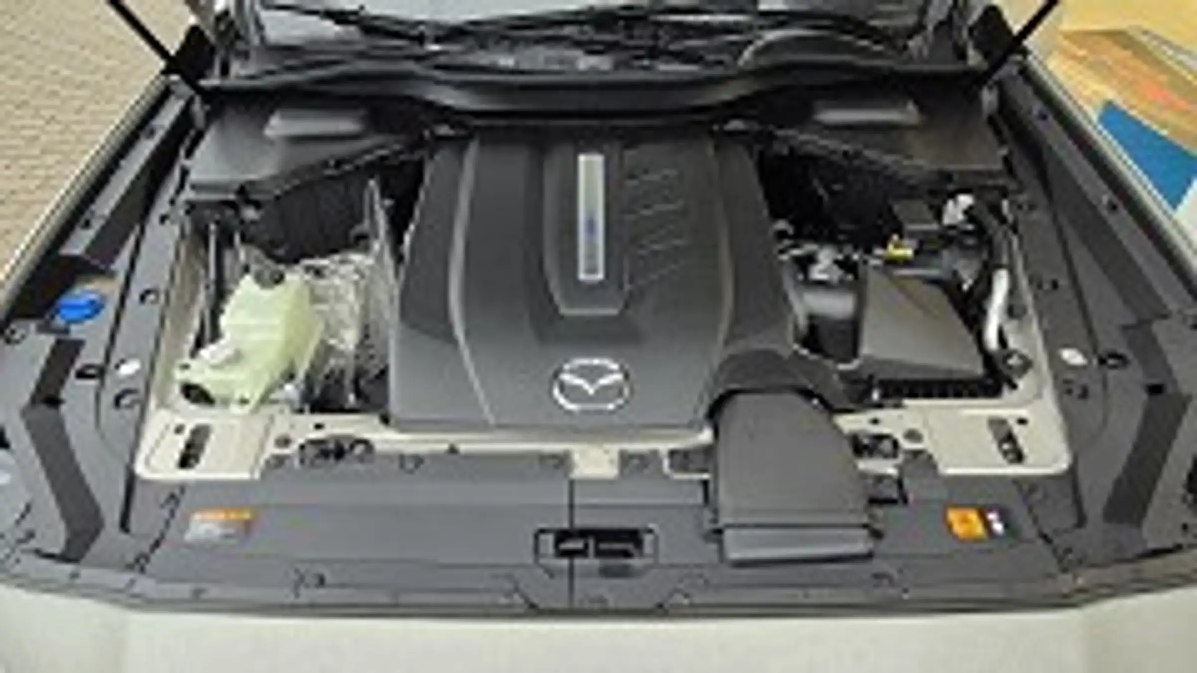 Mazda CX-80 2.5L e-SKYACTIV PHEV 327ps 8AT AWD Homura COSO — photo 13