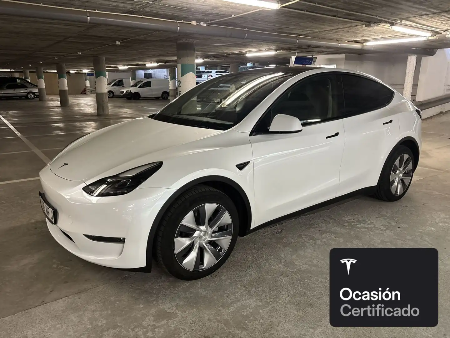 Tesla Model Y Long Range AWD Wit - 1