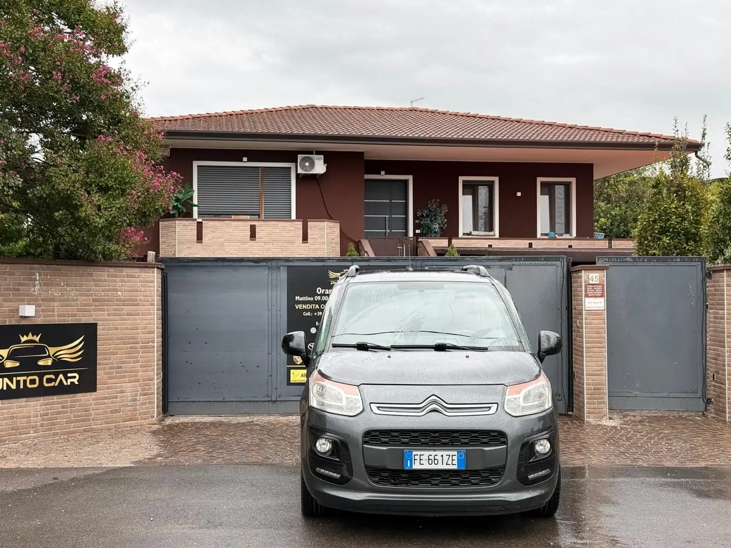 Citroen C3 Picasso Grijs - 1