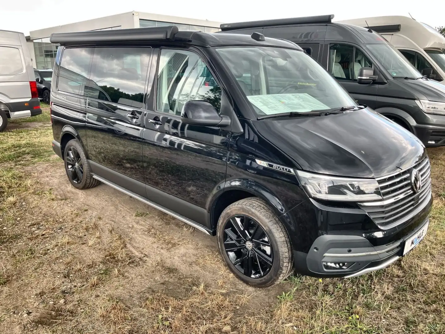 Volkswagen T6.1 California 2.0 TDI DSG Beach Navi AHK Standheiz. LED ACC SHZ Чёрный - 2