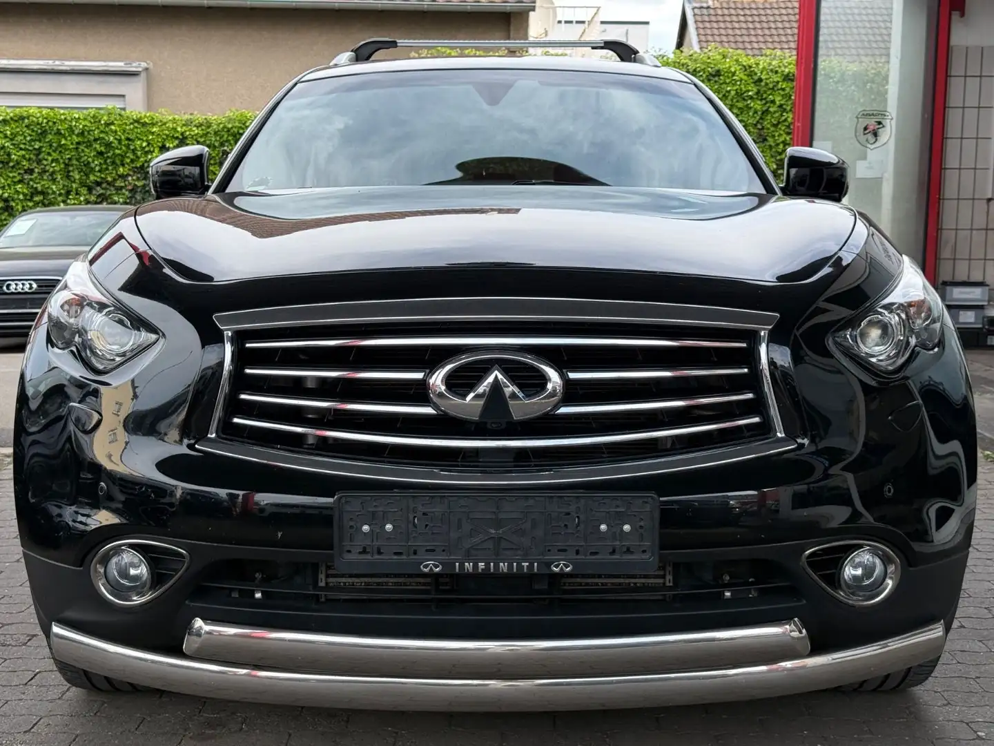 Infiniti QX70 S 3.0 d GT Premium XENON/LEDER/SHZ/PDC/ALU Schwarz - 2