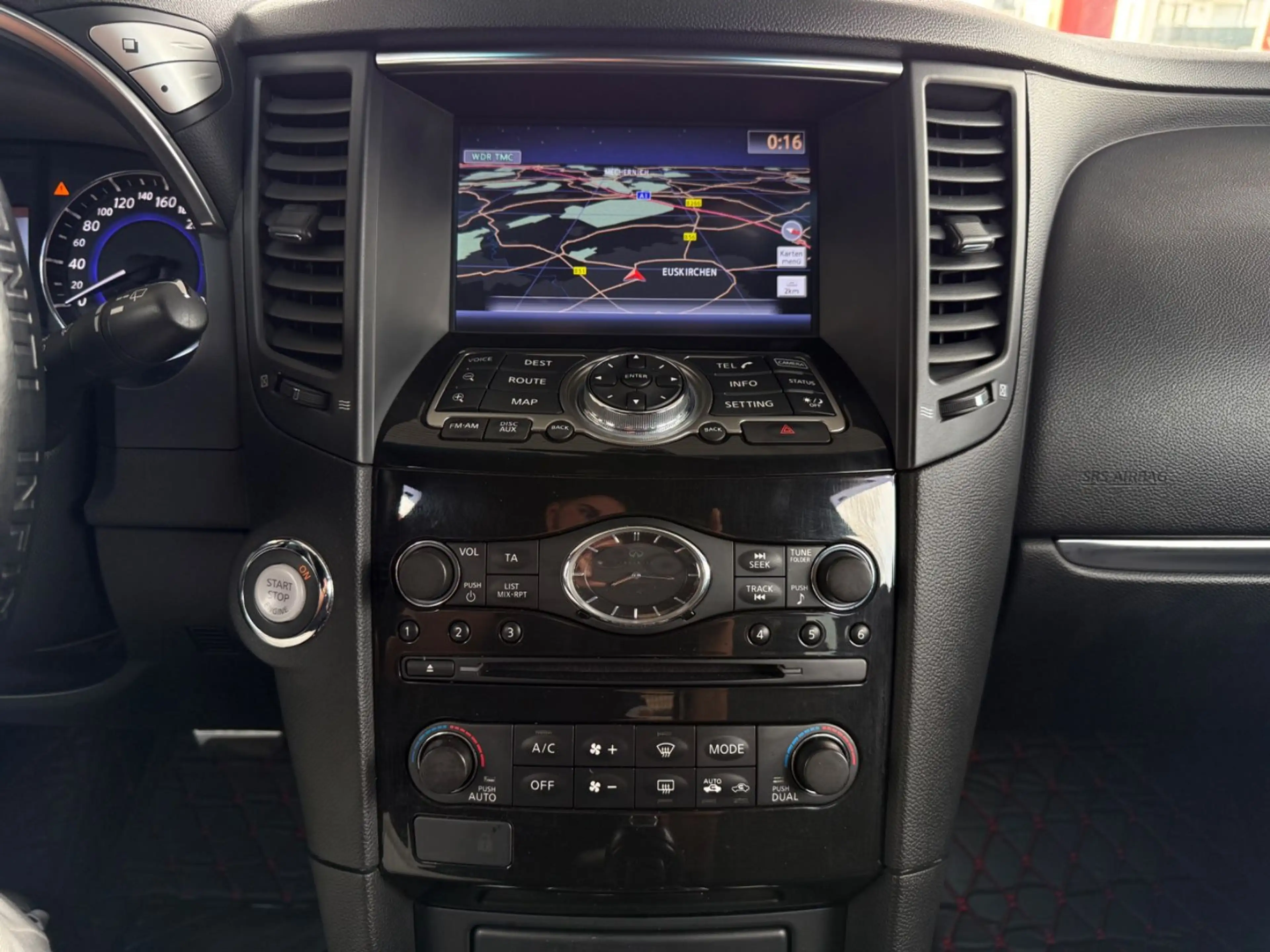 Infiniti QX70 S 3.0 d GT Premium XENON/LEDER/SHZ/PDC/ALU — photo 14