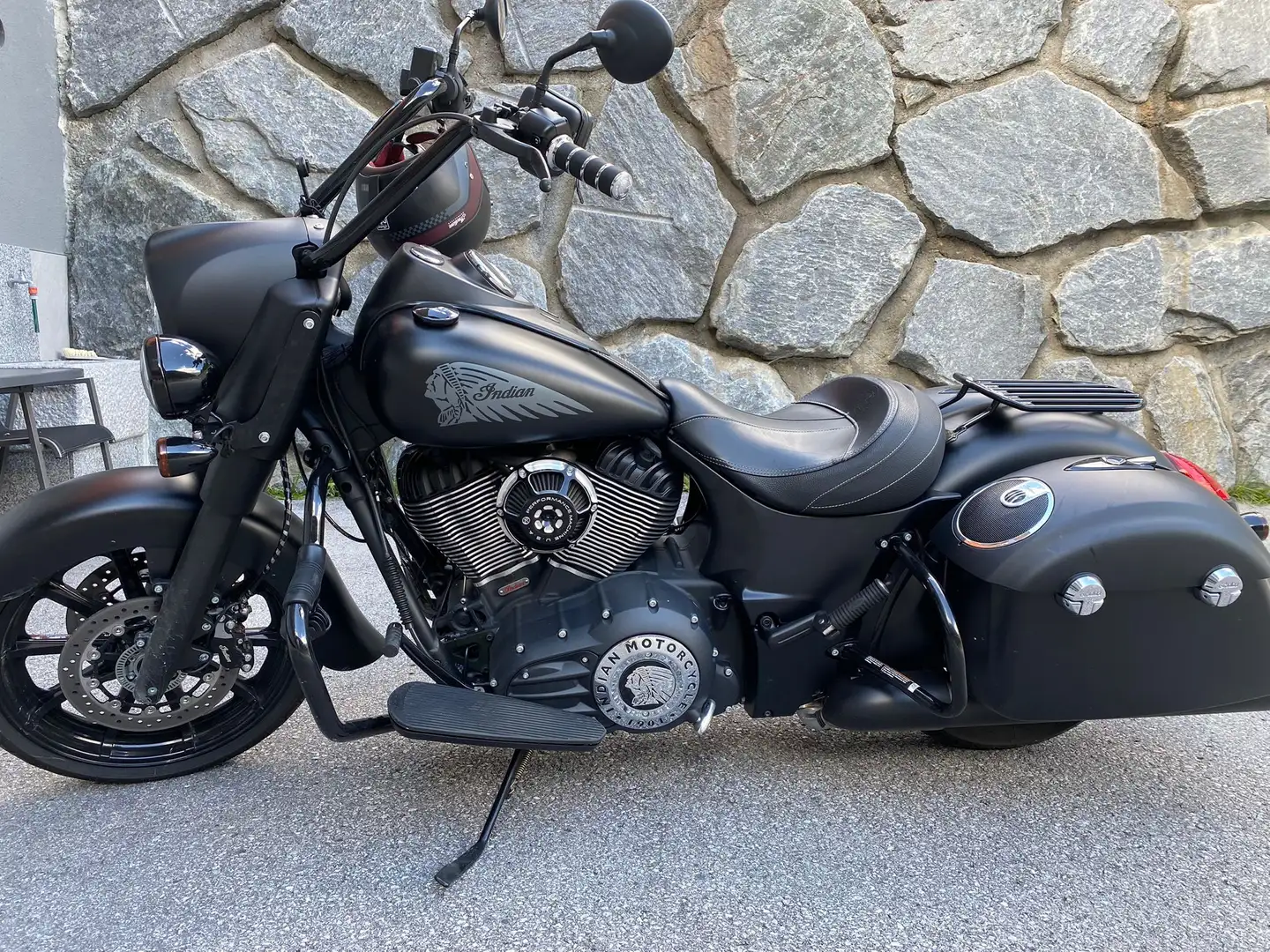 Indian Springfield Dark Horse Negru - 1