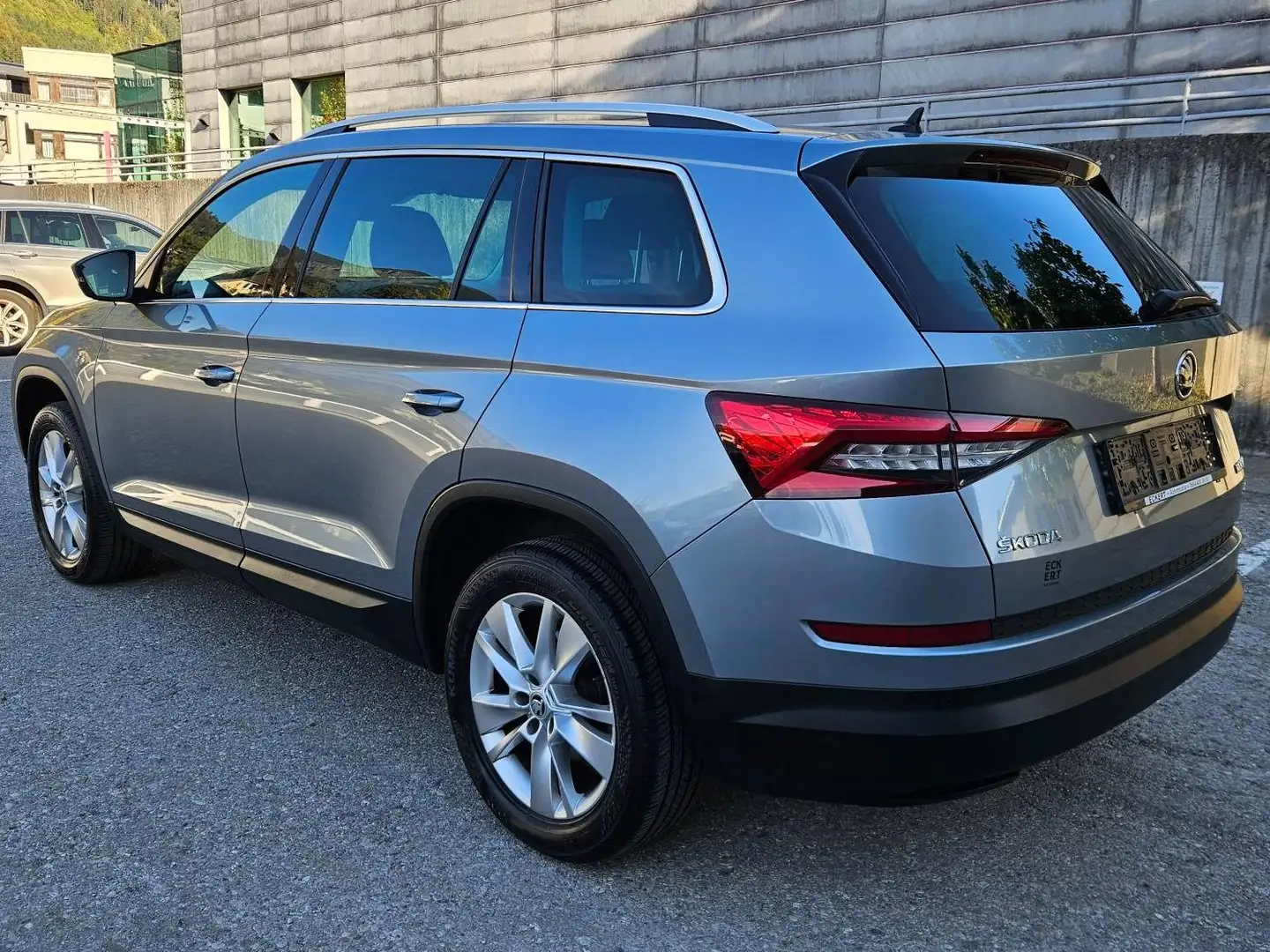 Skoda Kodiaq 1,5 TSI Style 4x4, Standheiz.+AHK+Navi+Garantie Grau - 1