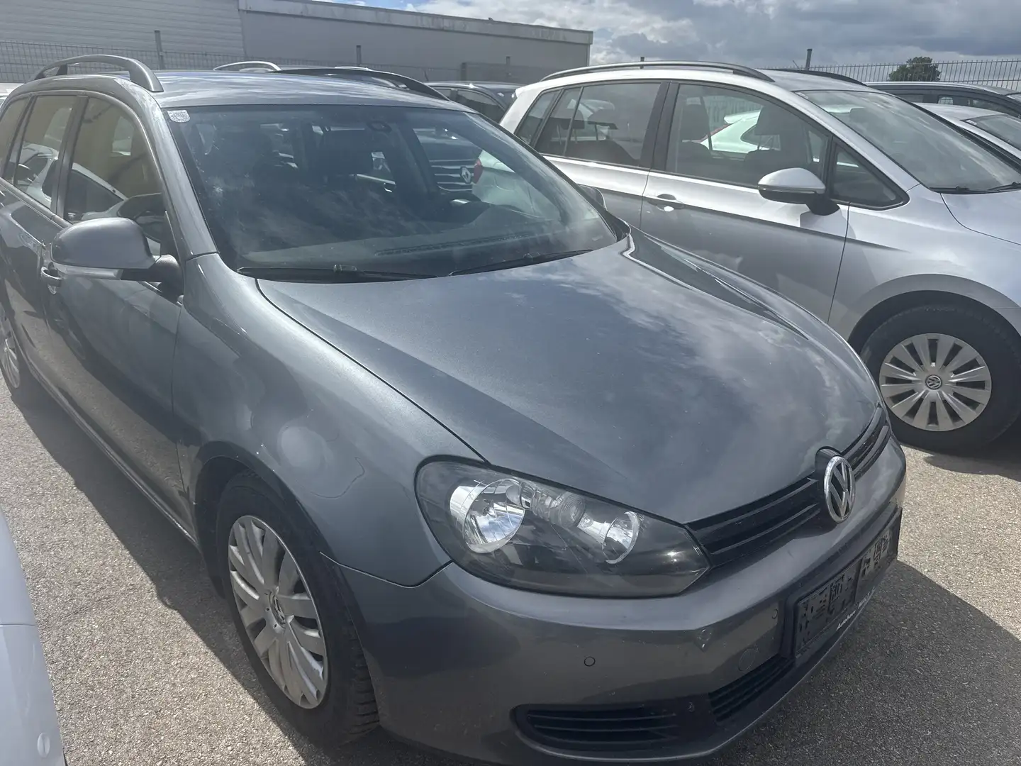 Volkswagen Golf Variant Trendline BlueMotion Grau - 1