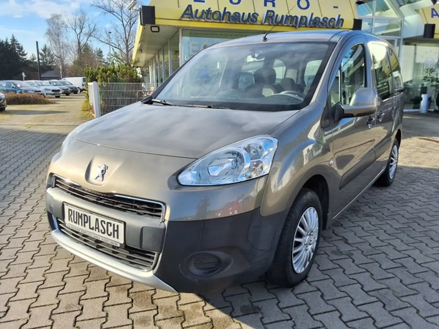 Peugeot Partner 1.6 16V Tepee Active Klima Parksens. Anhängerk.2x Zilver - 1