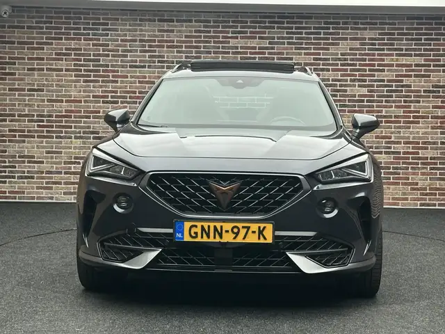 Cupra Formentor view 5