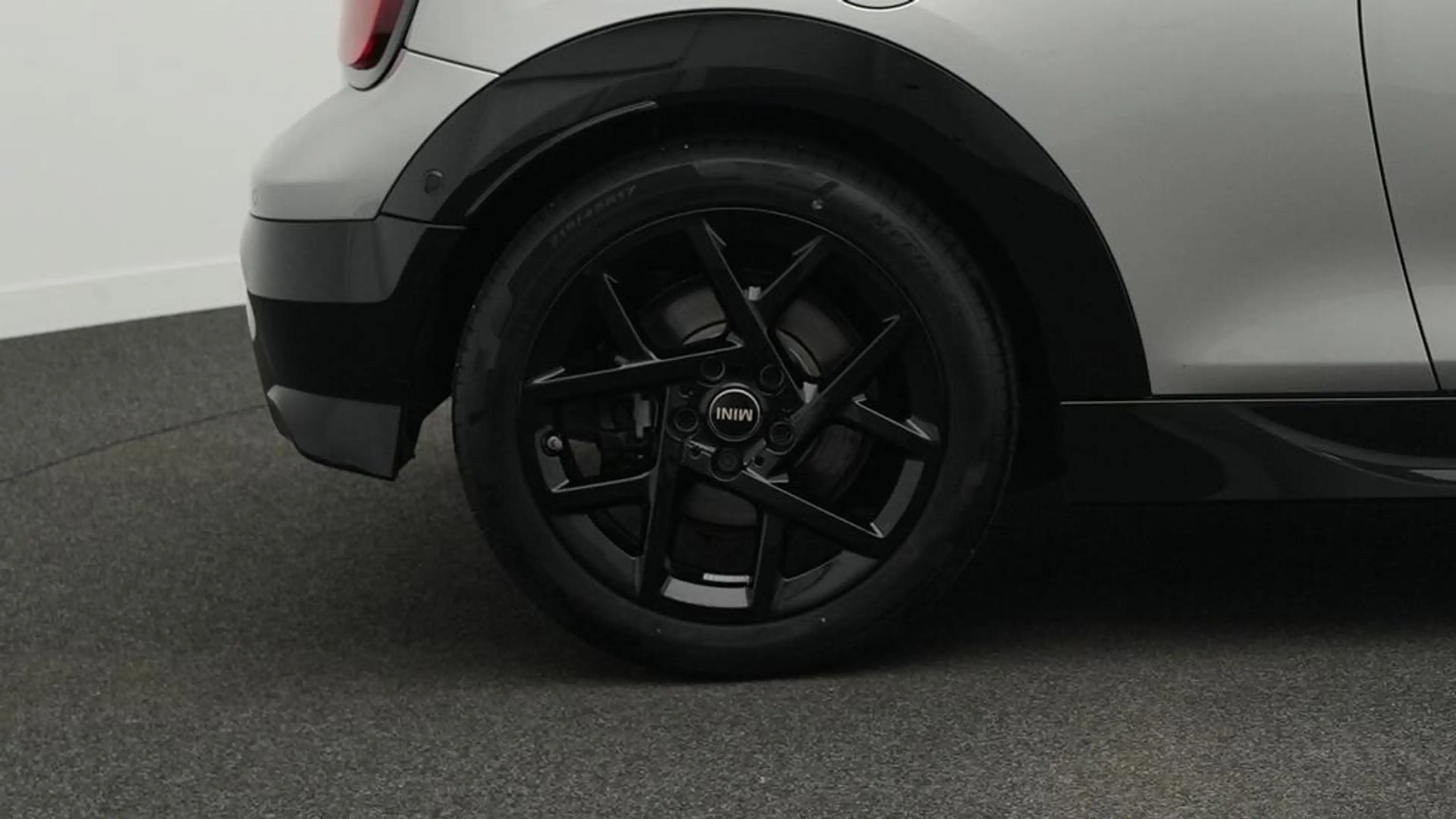 MINI Cooper S Cabrio John Cooper Works Trim — photo 12