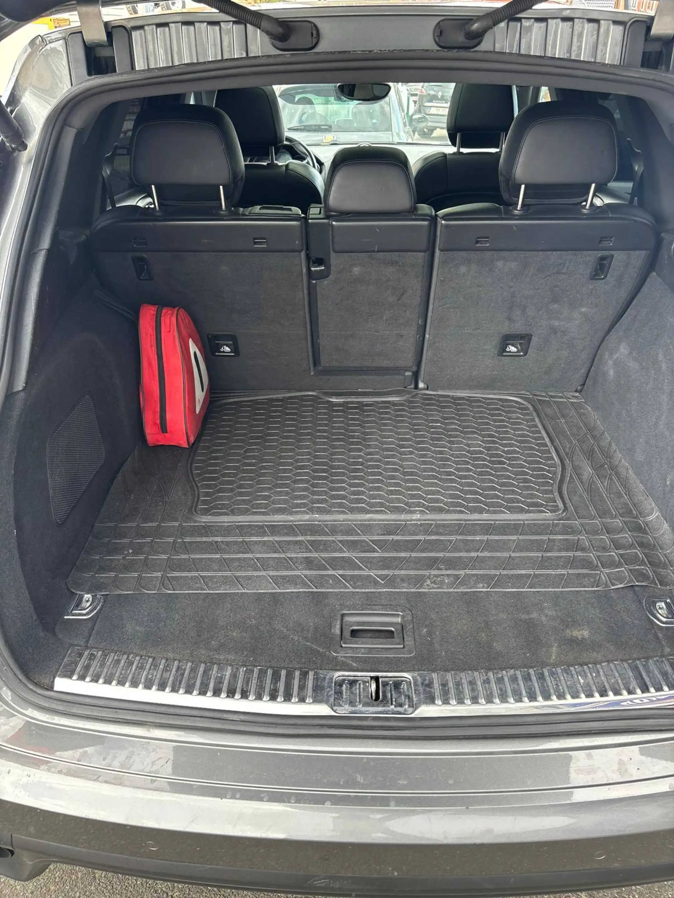 Porsche Cayenne Cayenne 3.0i V6 PHEV S Tiptronic S (306 kW) — photo 14
