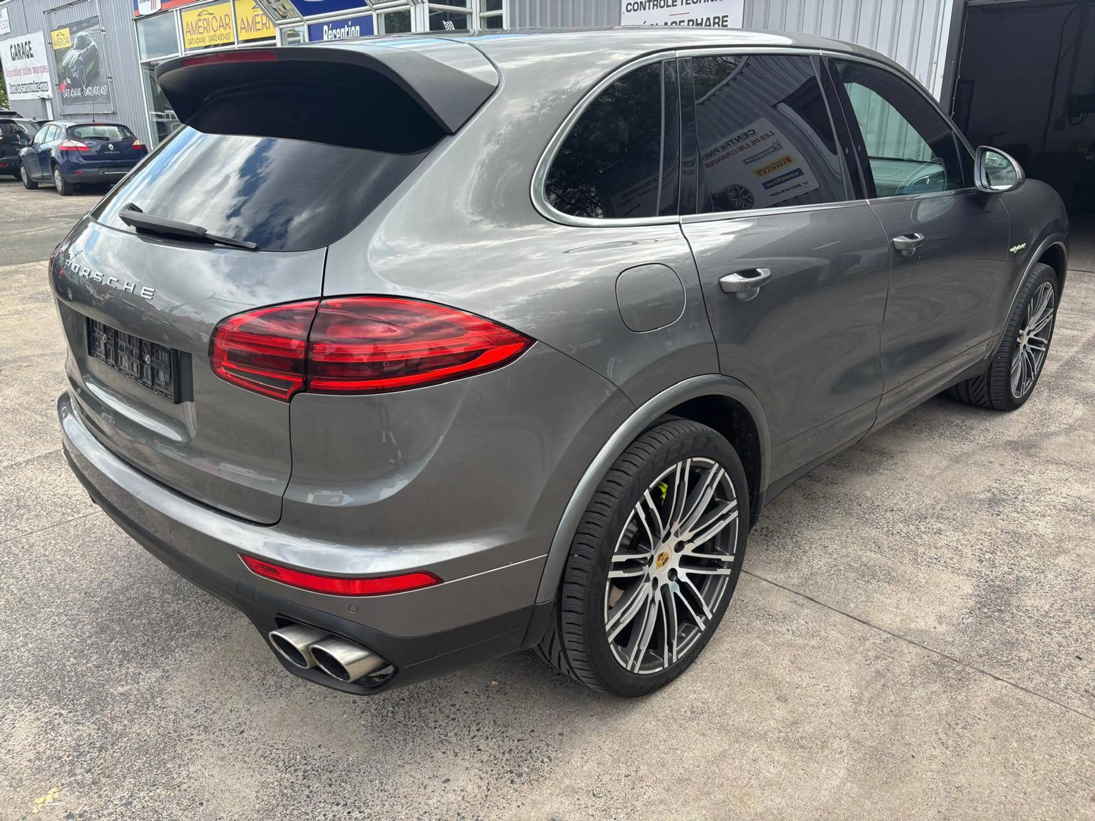 Porsche Cayenne Cayenne 3.0i V6 PHEV S Tiptronic S (306 kW) — photo 5