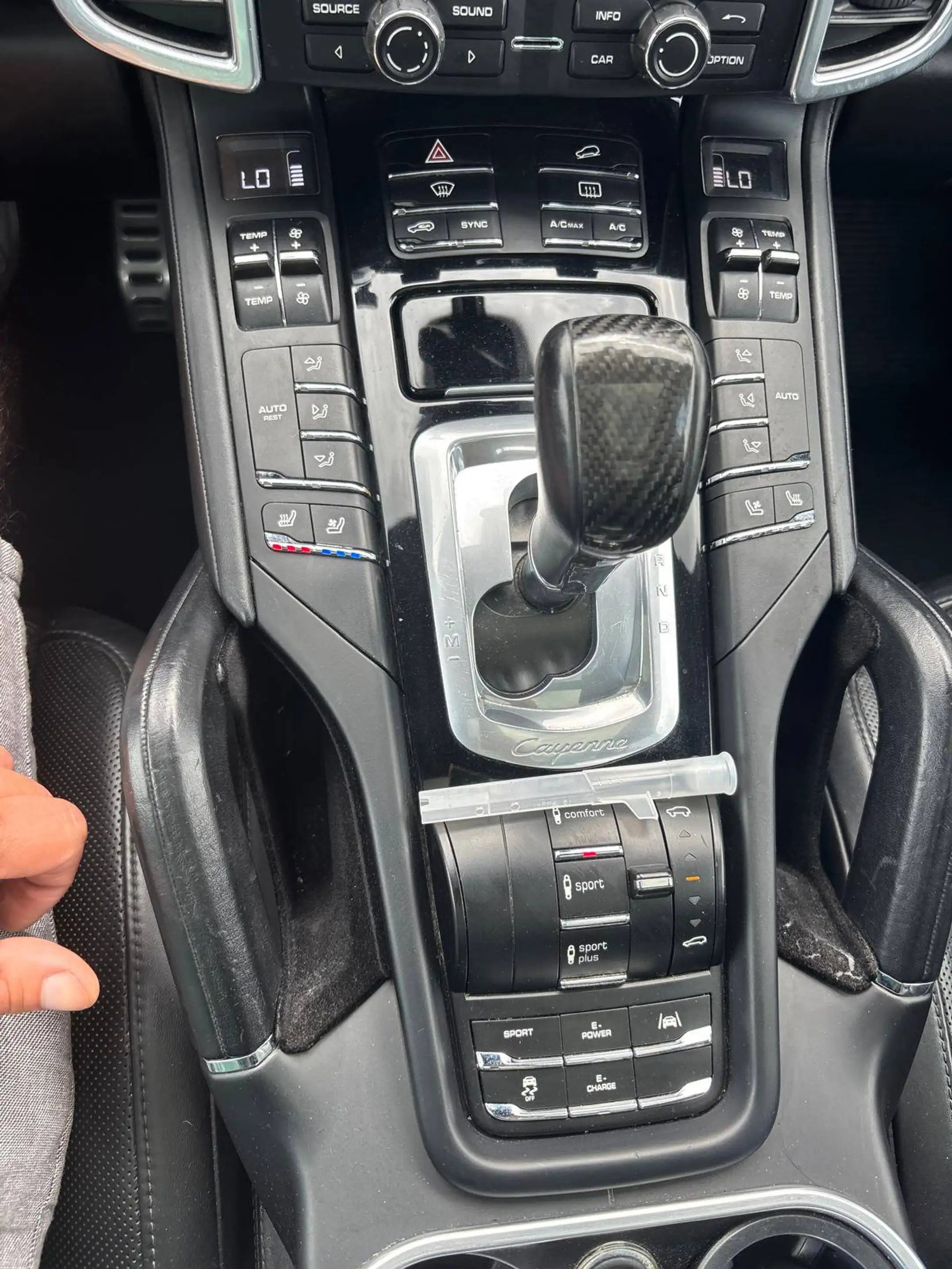 Porsche Cayenne Cayenne 3.0i V6 PHEV S Tiptronic S (306 kW) — photo 15
