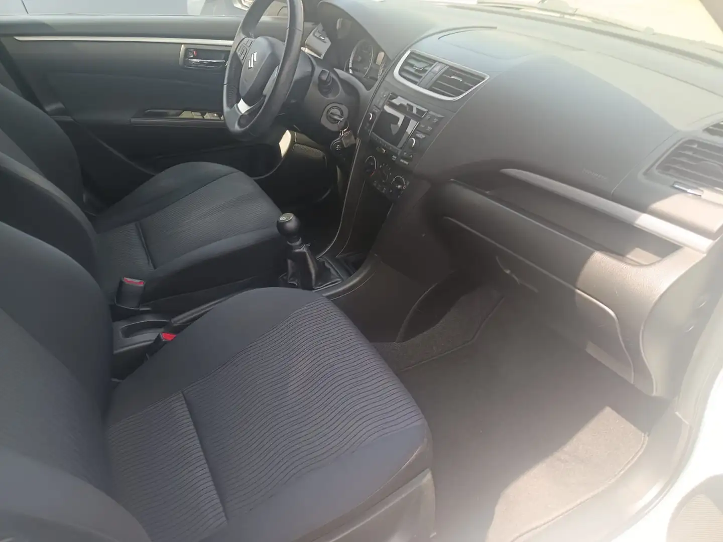 Suzuki Ignis 1.3 16v GL 4wd - 1