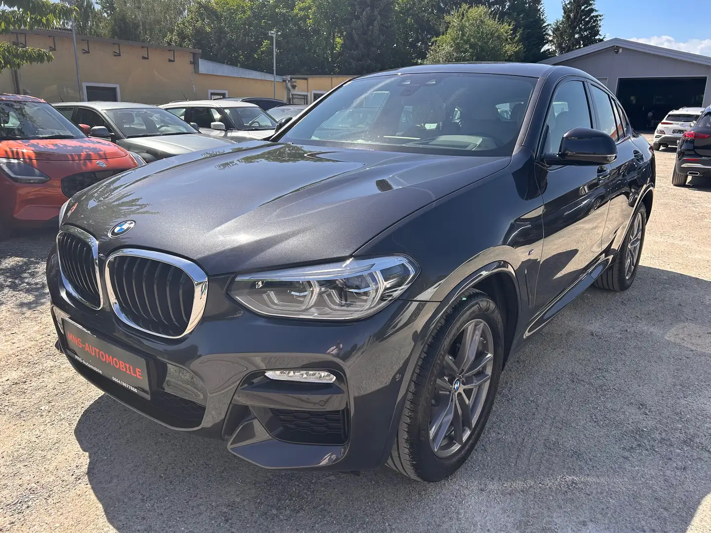 BMW X4 xDrive 25 d M Sport Leder Navigation LED 19 Zoll Grau - 1