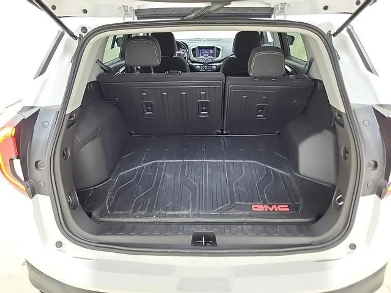 GMC Terrain снимка GMC Terrain