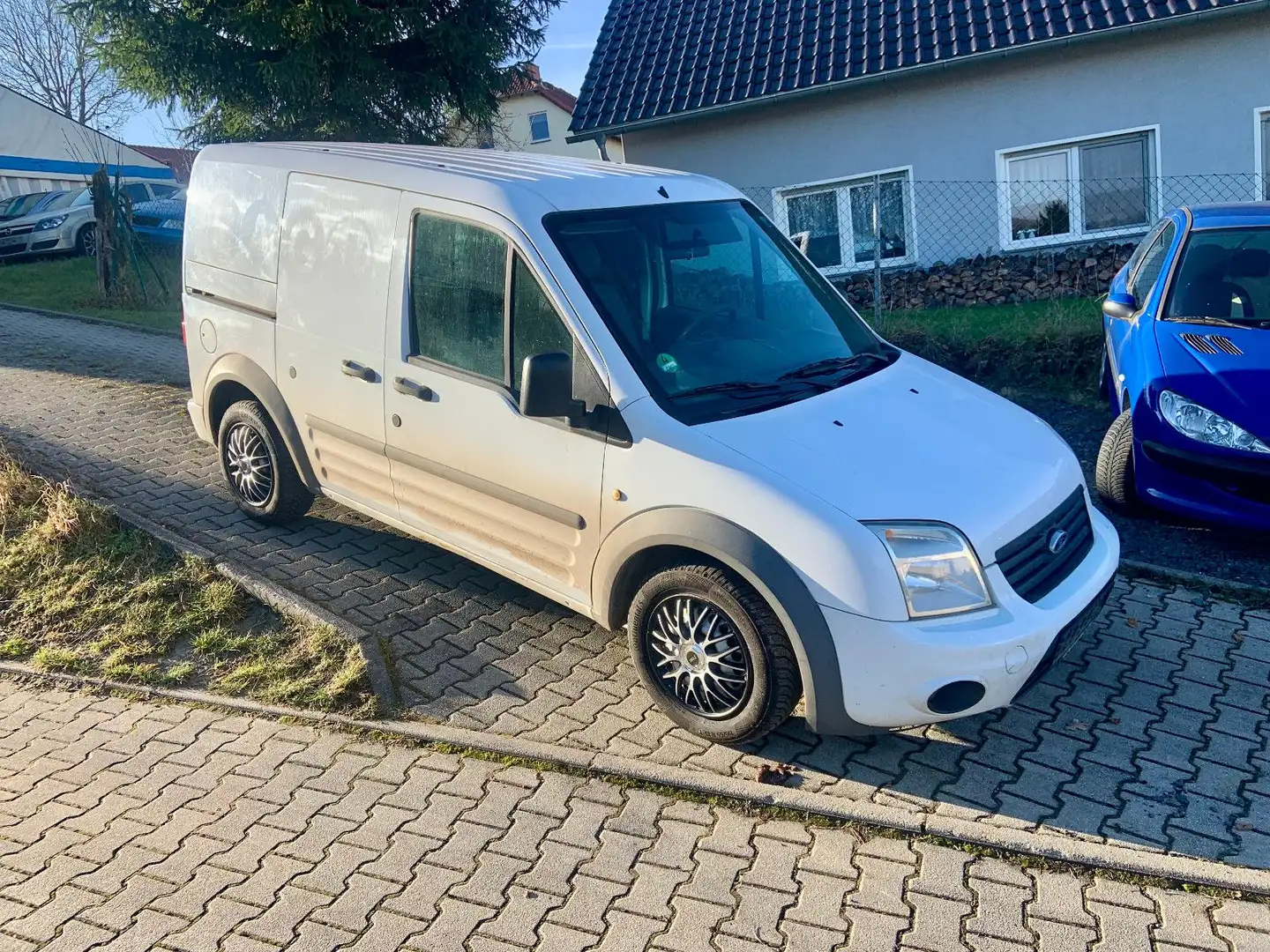 Ford Tourneo Connect / Klima / TÜV 04/26 Weiß - 1