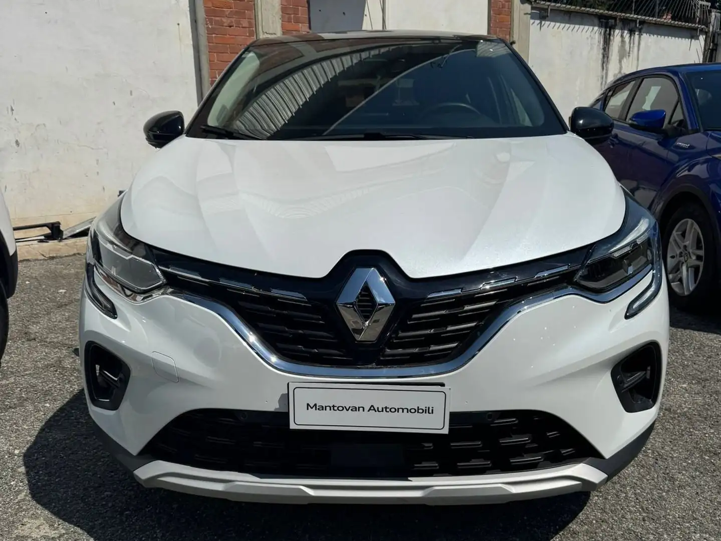 Renault Captur II 2019 1.6 E-Tech phev Intens 160cv auto Blanc - 2