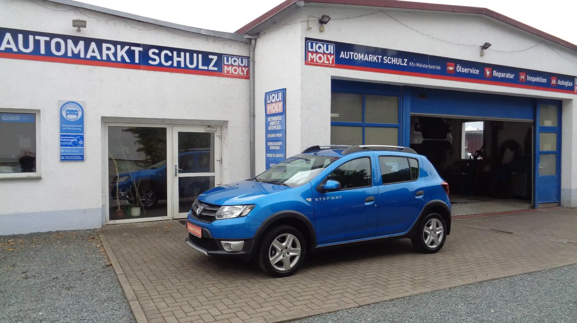 Dacia Sandero Stepway Prestige 1. Hand Navi PDC GJR Blau - 2