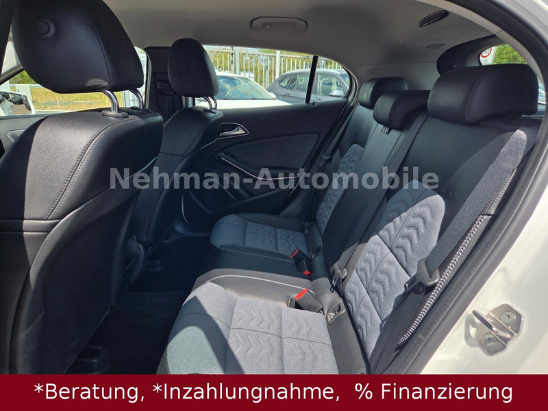 Mercedes-Benz GLA 180 GLA GLA 180 — photo 12