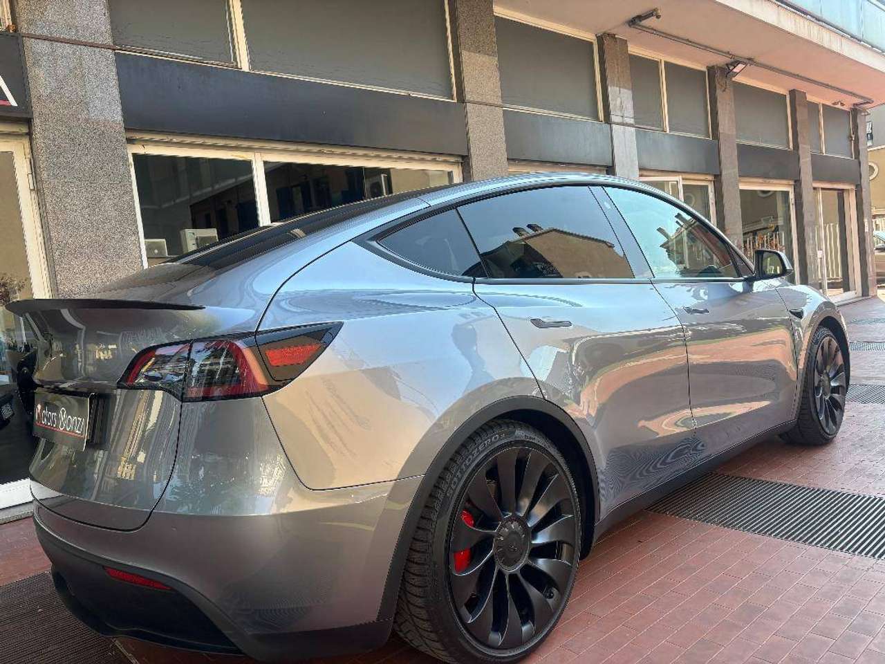 Tesla Model Y Model Y Performance Dual Motor - cerchi da 21"-Autopolit