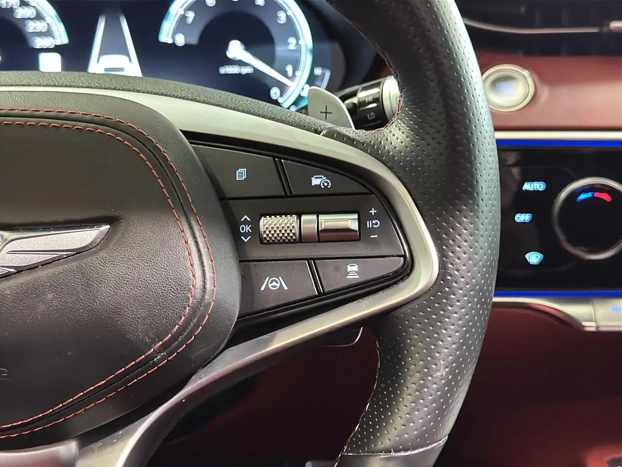 Genesis GV70 снимка Genesis GV70