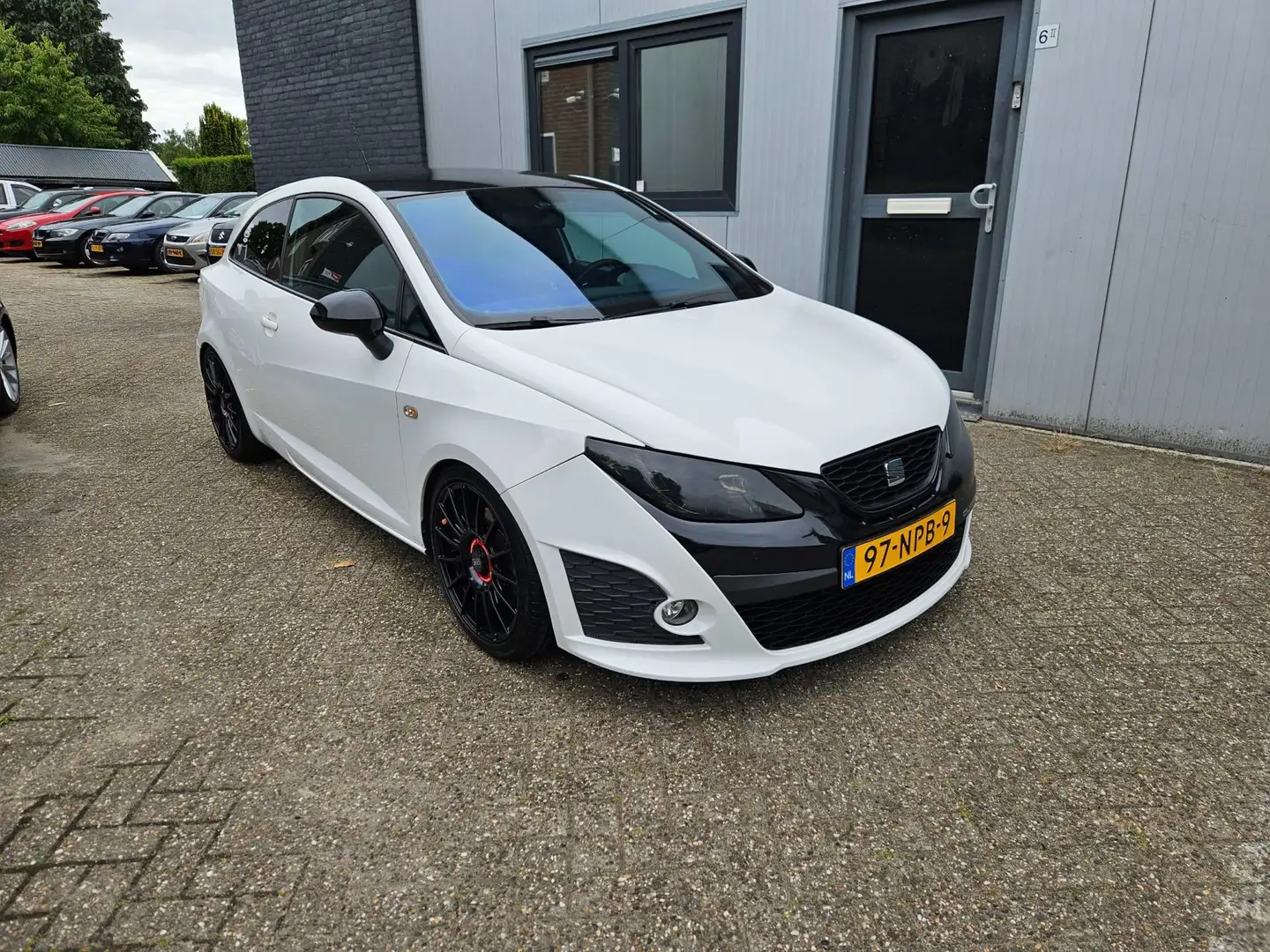 SEAT Ibiza SC 1.4 TSI Cupra Automaat 180PK /Clima/Cruise/Navi Wit - 1