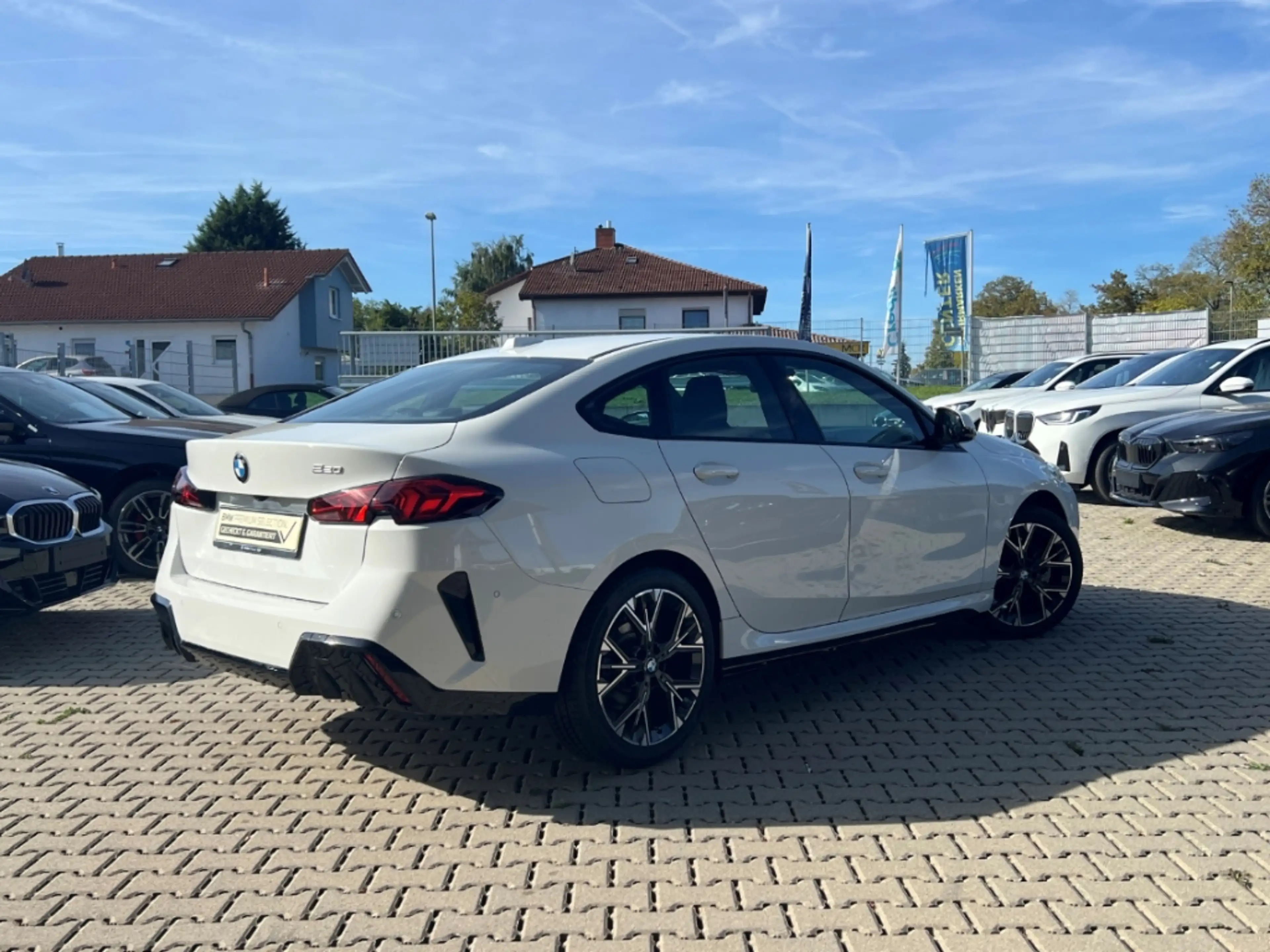BMW 220 Gran Coupe Sportpaket AD Navi Digitales Cockpit LE — photo 2