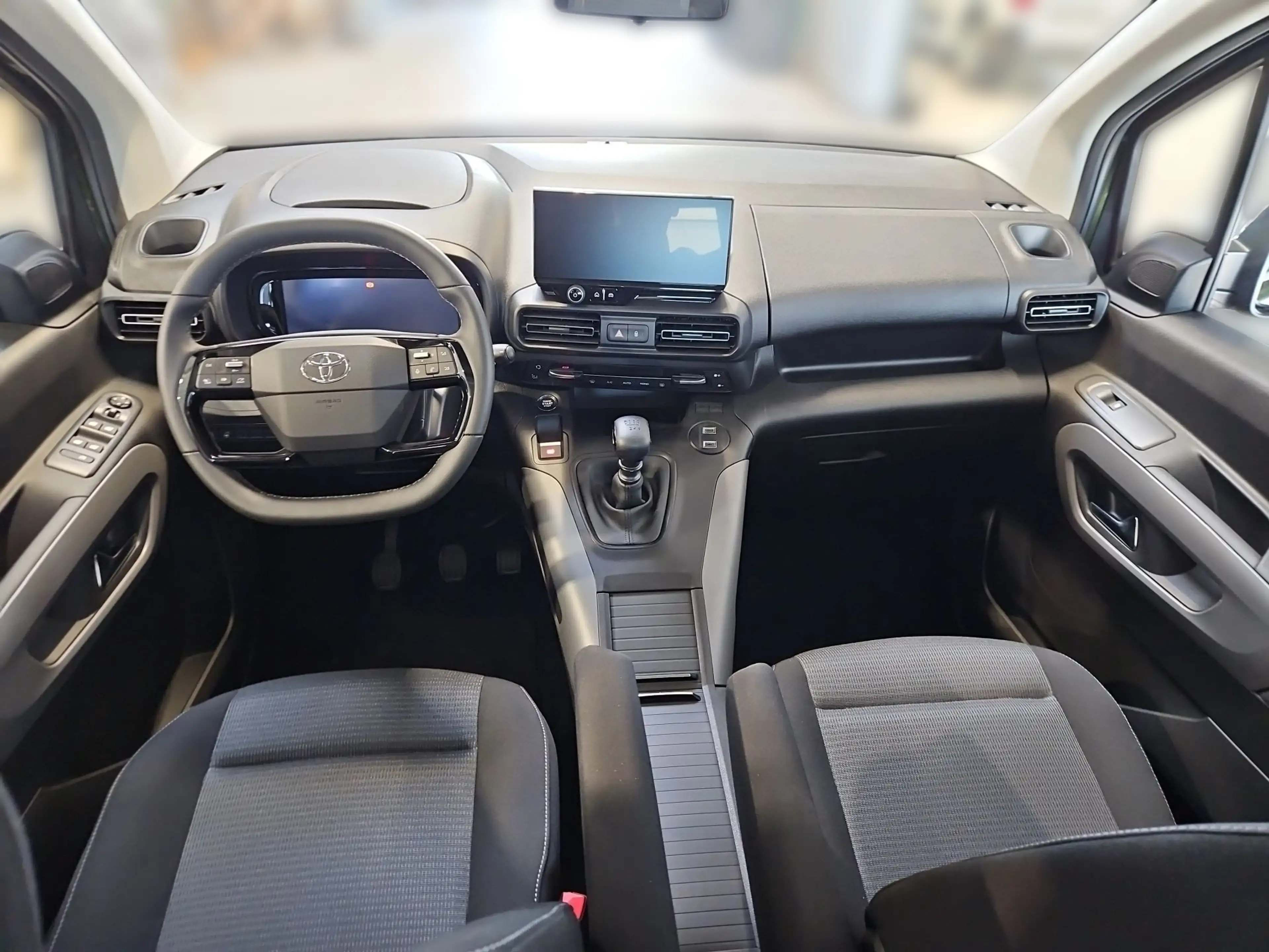 Toyota Proace City Proace City Verso 1,5l 130PS Family L2 — photo 10