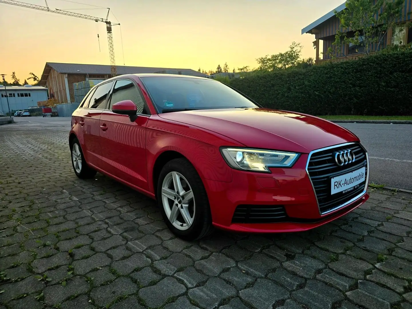 Audi A3 Sportback basis Garantie! Finanzierung! Rouge - 2