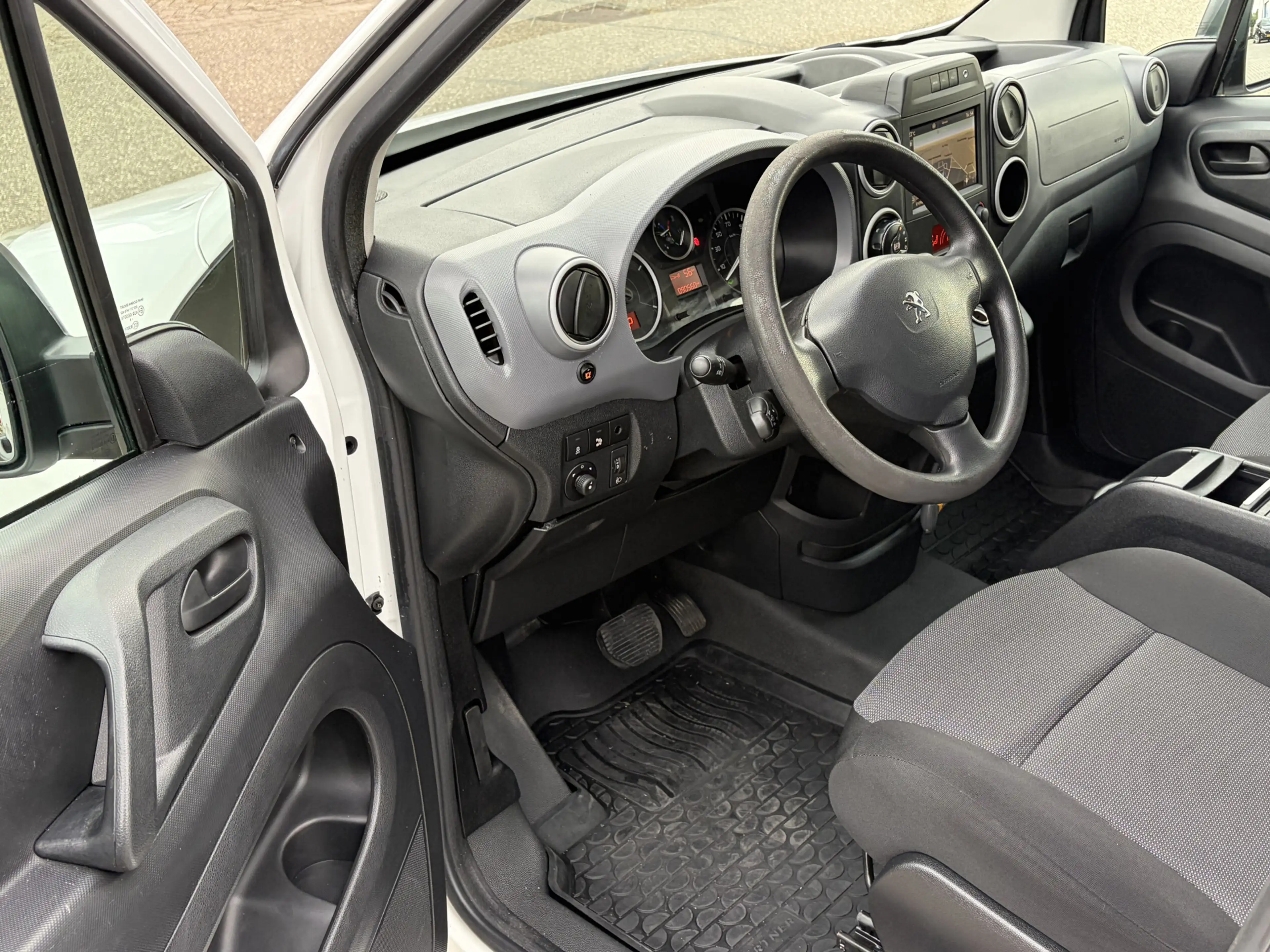 Peugeot Partner Electric L2 Premium XL ✓ Bott inbouwkasten ✓100% E — photo 9