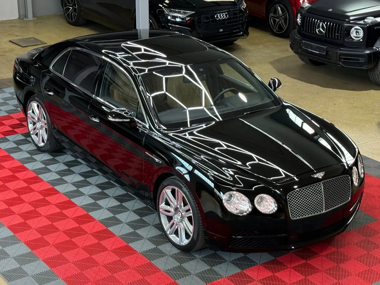 Bentley Flying Spur Continental V8 Flying Spur Mulliner ACC Glasdach Schwarz - 1