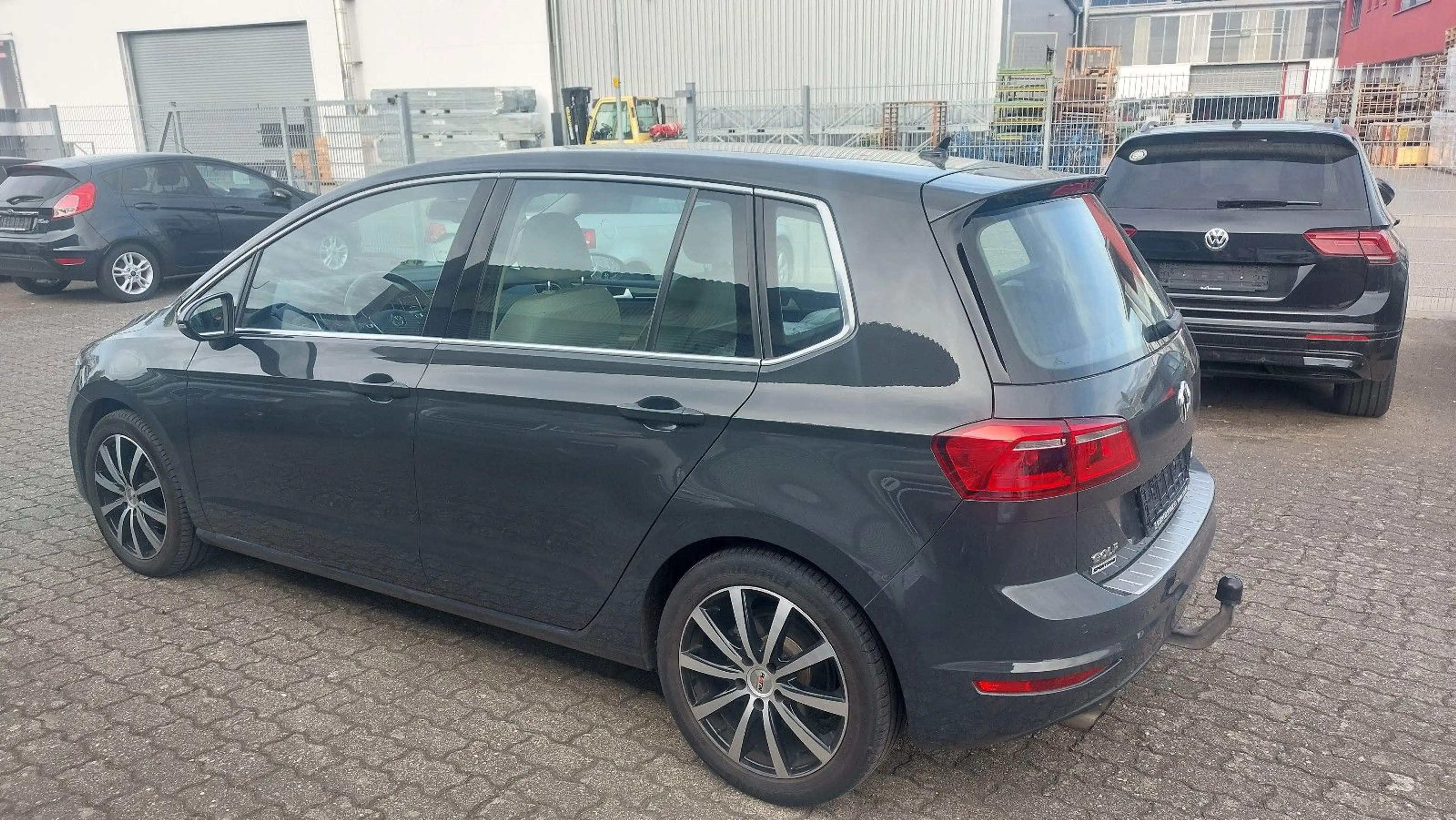 Volkswagen Golf Sportsvan VII Highline BMT/Start-Stop — photo 8