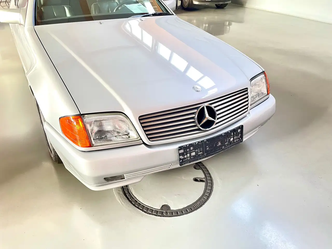 Mercedes-Benz SL 300