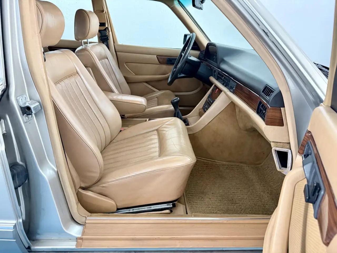 MERCEDES-BENZ Clase S (W126) Berlina Manual de 4, foto 6
