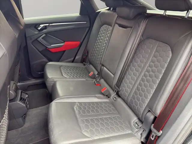 Audi RS Q3 view 15